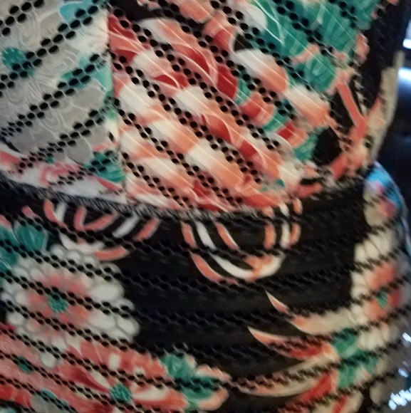 NY&Company 7th Avenue Peplum Top - Picture 4 of 5